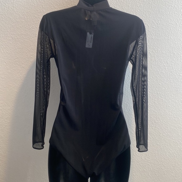 🎉MESH LONG SLEEVE BODY MESH MANIA size Large fits like a Medium. - Picture 7 of 13